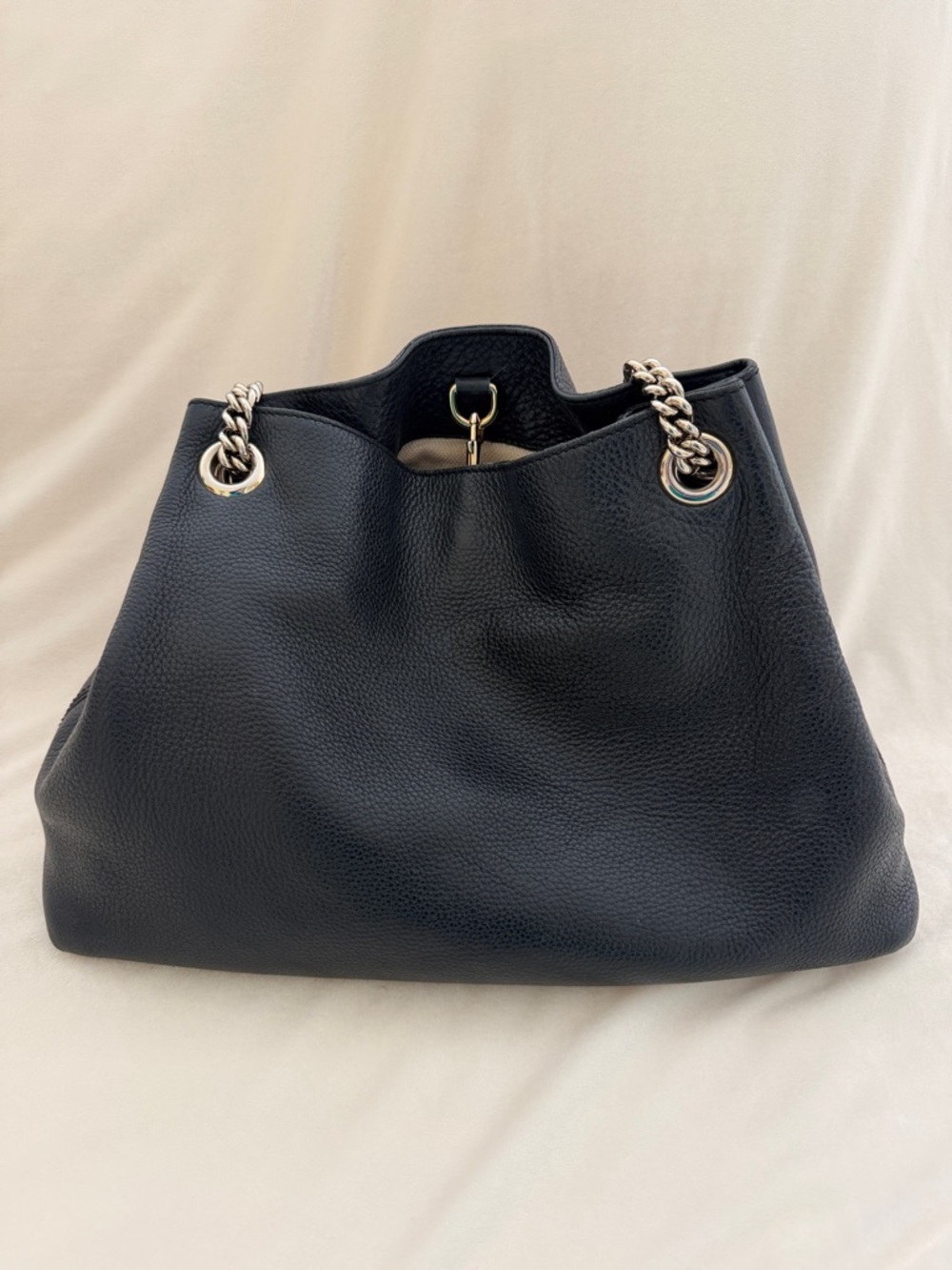 Gucci Black Leather Shoulder Bag - Picture 5 of 12